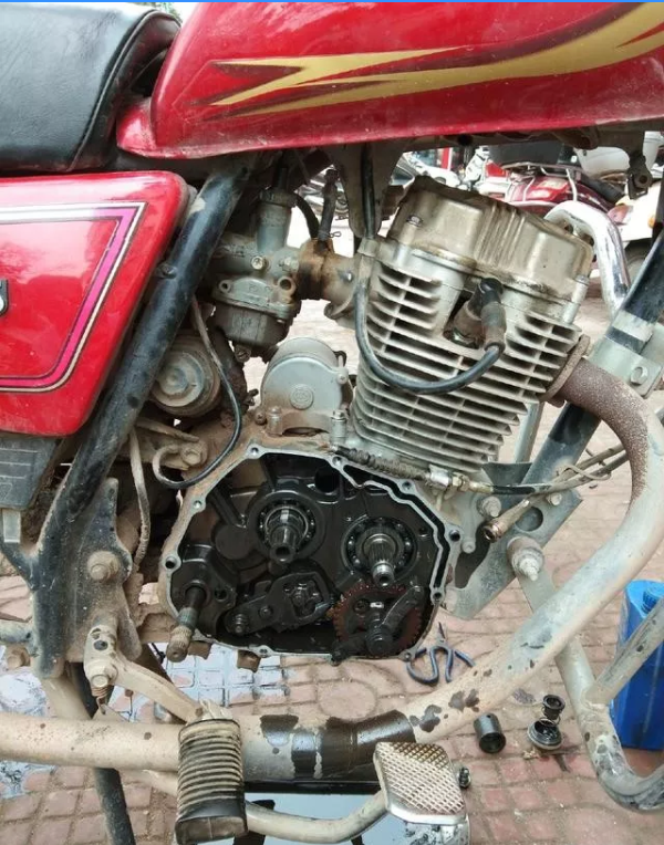 什么？125摩托車剛換了離合器還沒力，原來有個(gè)小問題沒解決